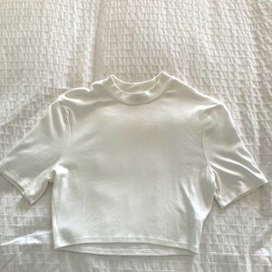 COPY - NEW Twenty Montrēal white cropped short sl…